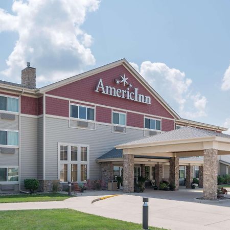Americinn By Wyndham Ньютон Экстерьер фото