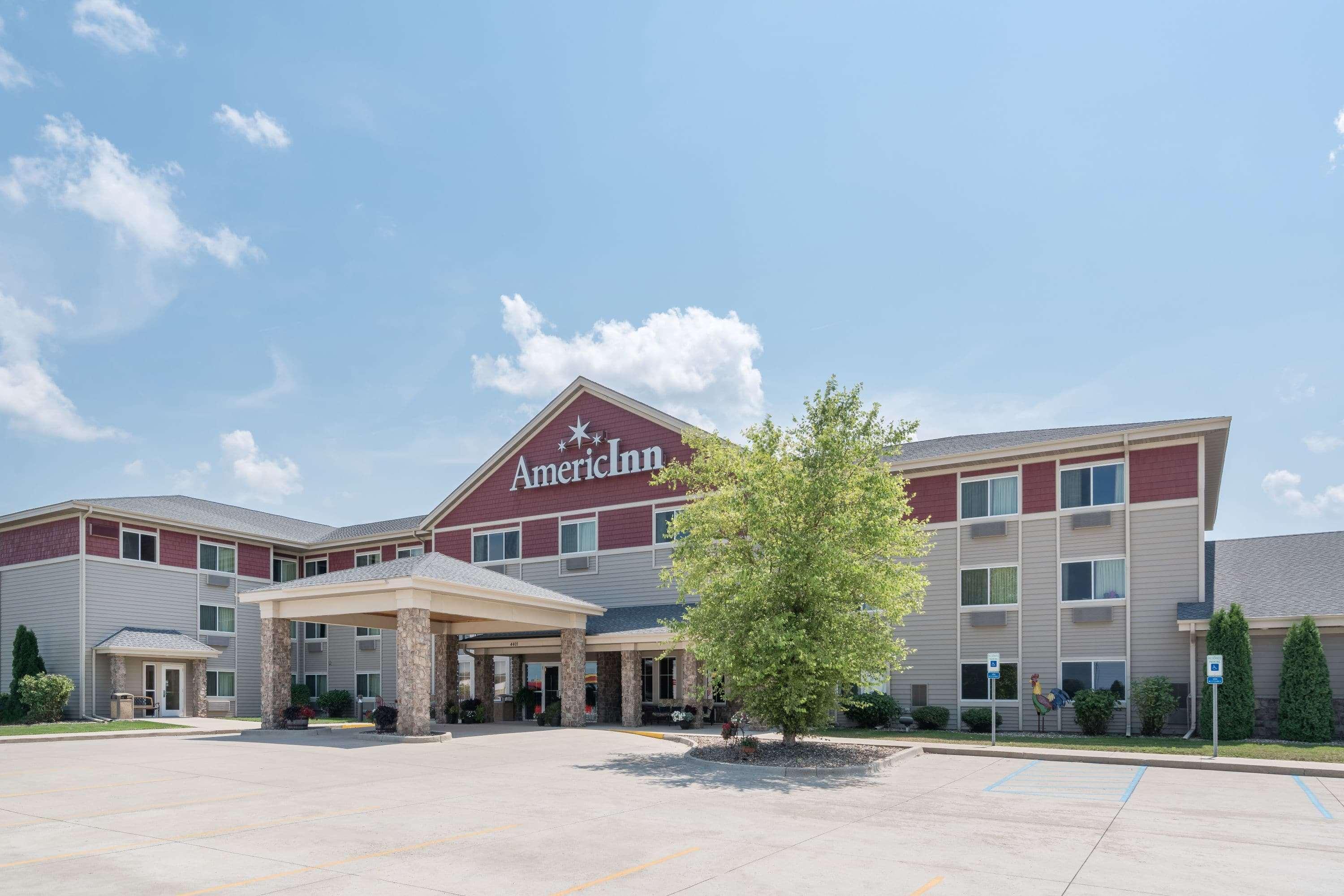 Americinn By Wyndham Ньютон Экстерьер фото